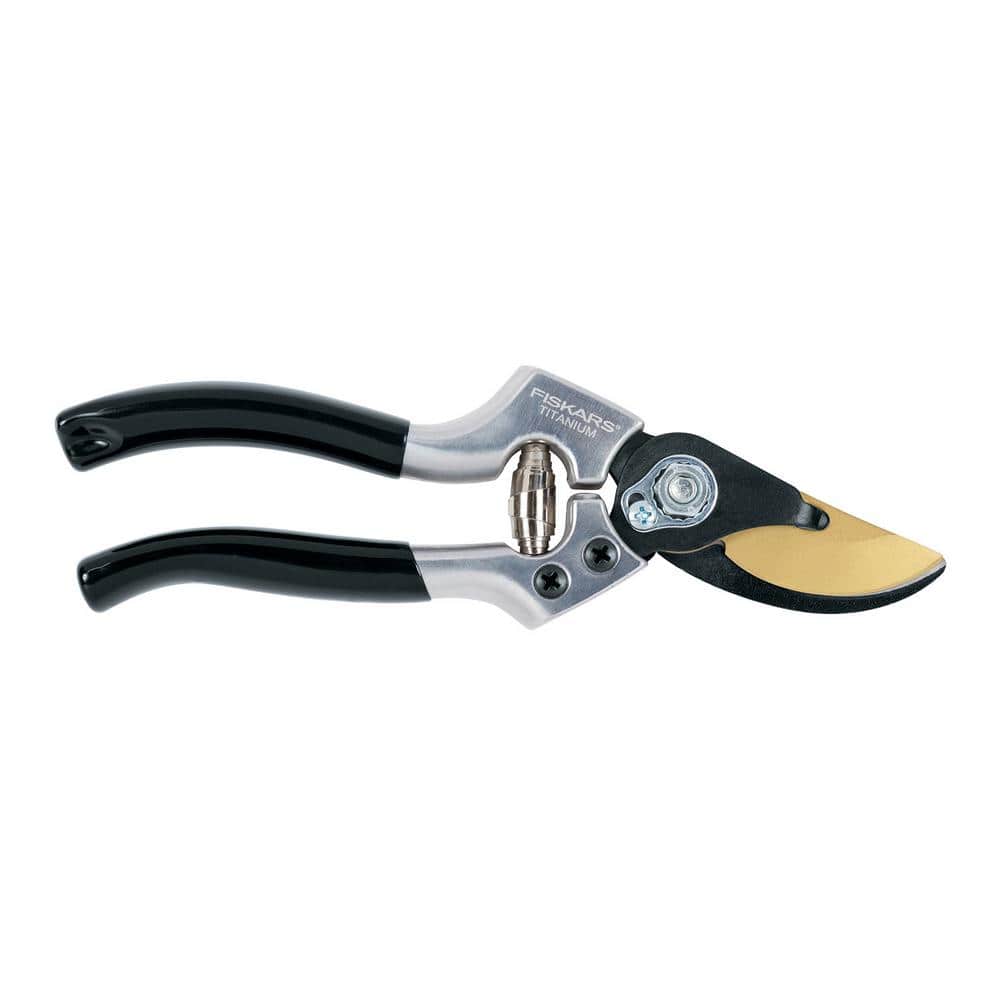 1 in. Titanium Coated Steel Blade Bypass Hand Pruner - Image 1