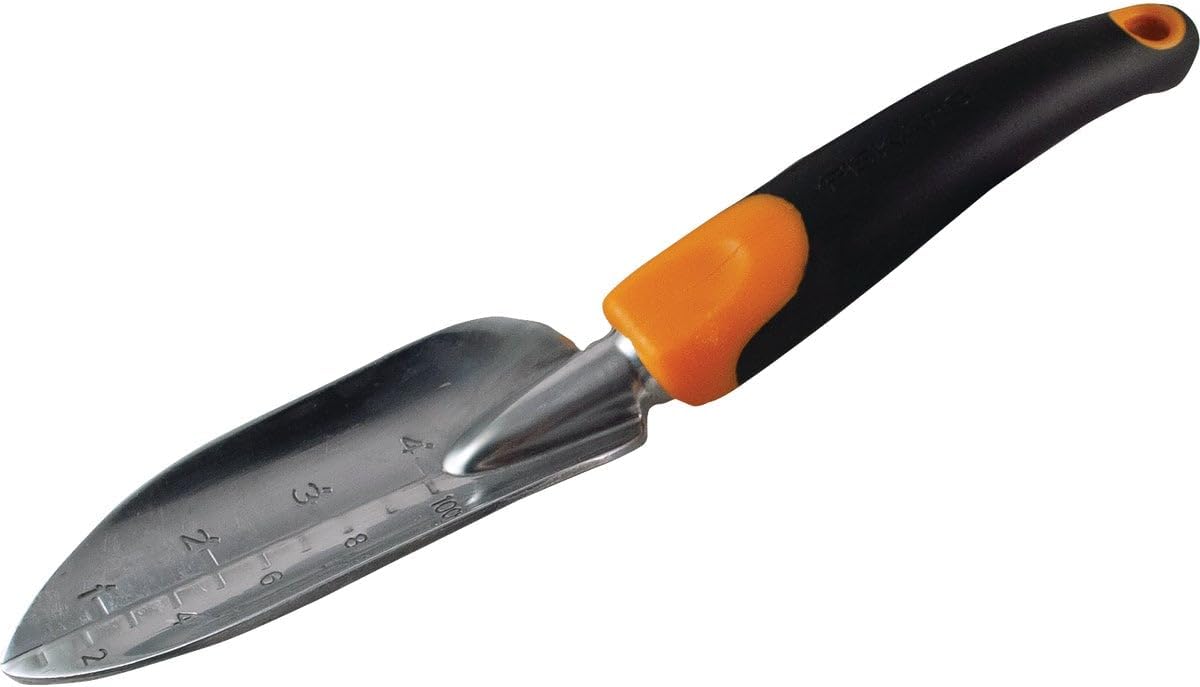 Fiskars 384230-1001 Ergo Scratch Tool Garden Transplanter, Aluminum - Image 1